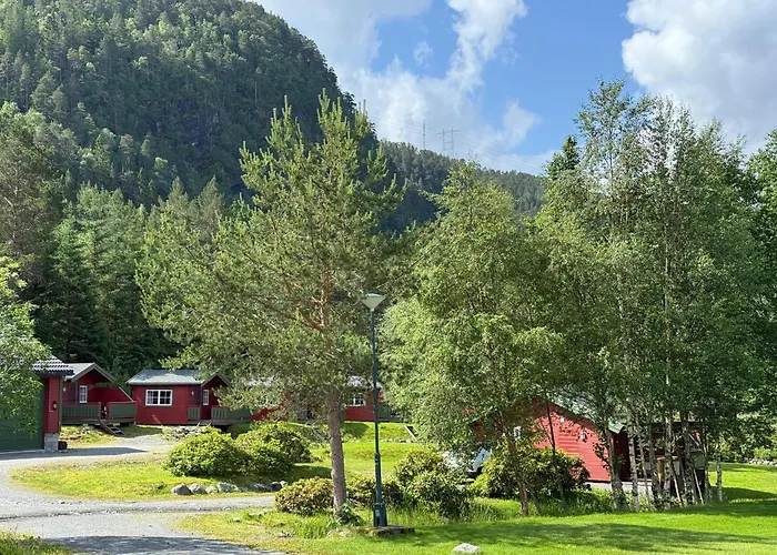 Lodger Sjøholt Camping