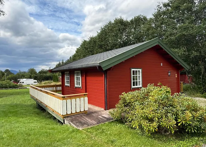 Sjoholt Camping ロッジ Sjøholt