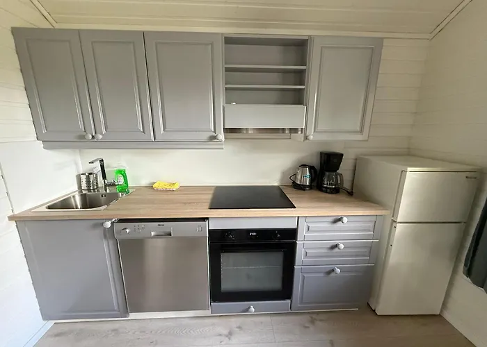 Lodger Sjøholt Camping