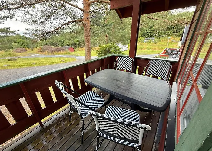 Sjoholt Camping ロッジ Sjøholt