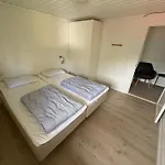 Sjoholt Camping אכסניה *