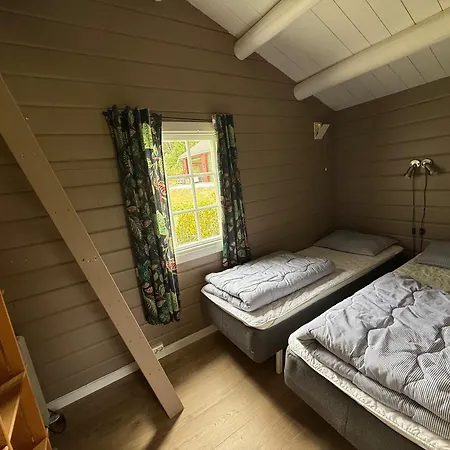 Sjoholt Camping Lodge *