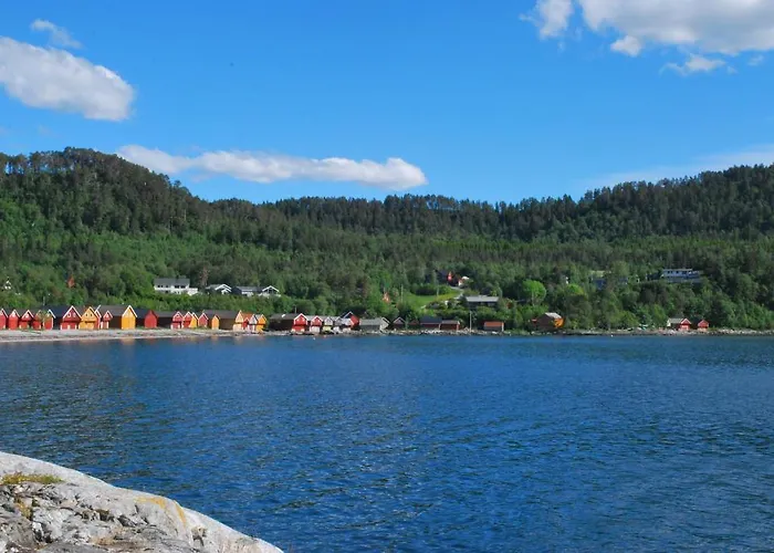 Sjoholt Camping * Sjøholt